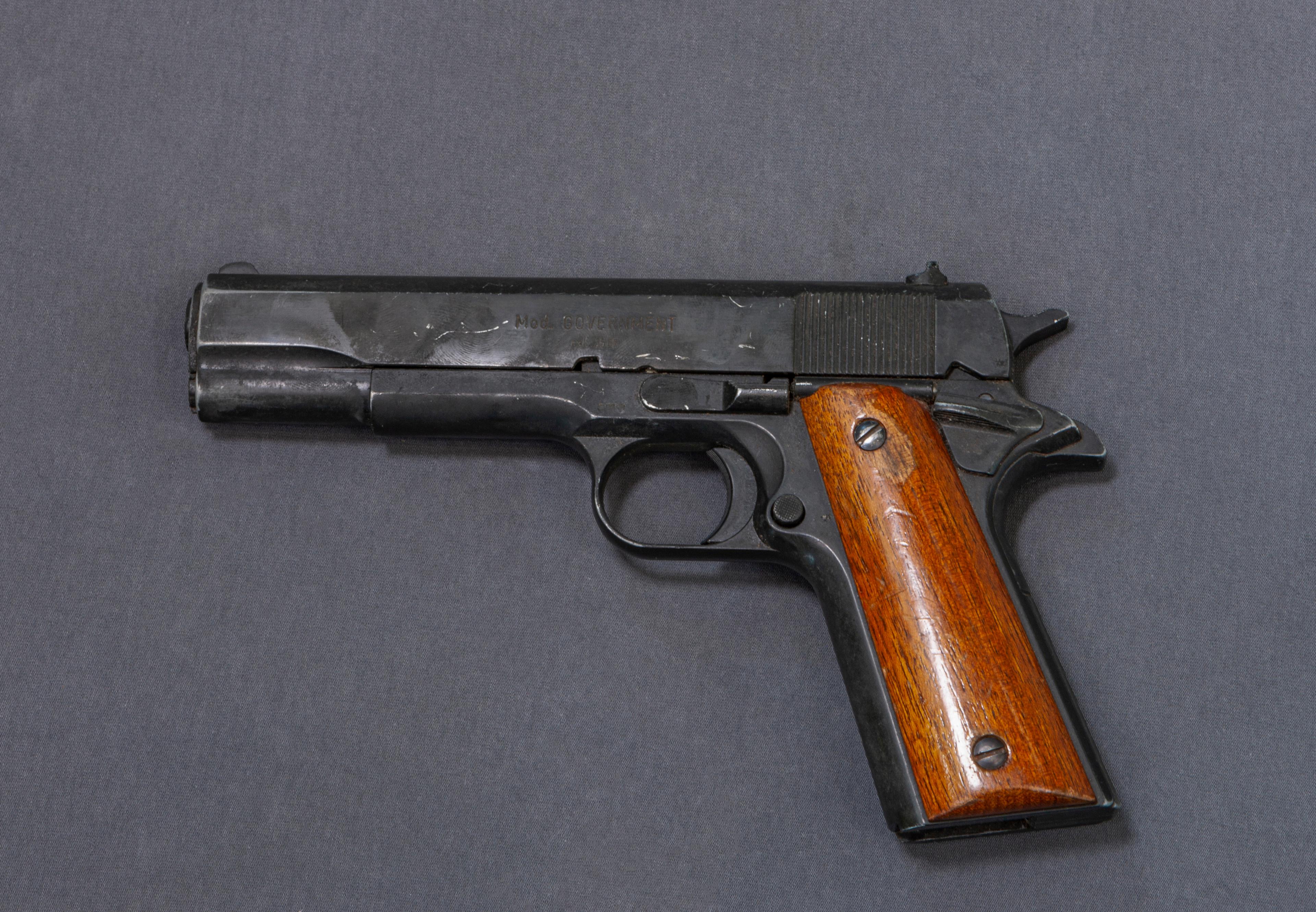 Газовый пистолет Mod.Government cal.35 GR